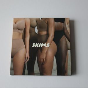 NIB SKIMS Core Control High Waisted Thong size s/m